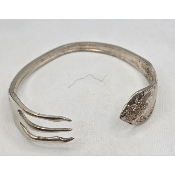 Handmade Silver Fork Bracelet By Oneida Ltd - Picture 4 of 5